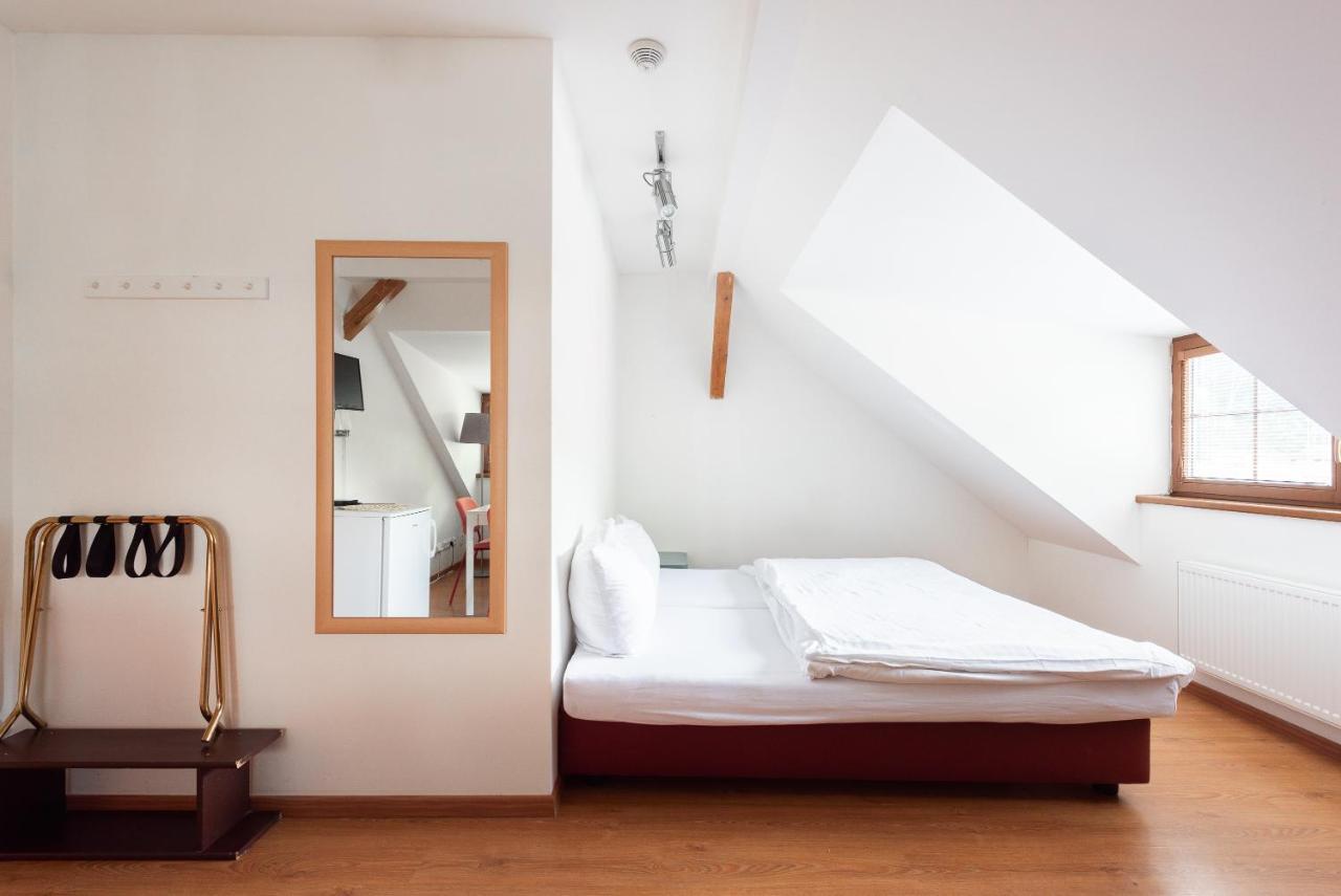Apartman Muzeum Obchodu Karlstejn Luaran gambar