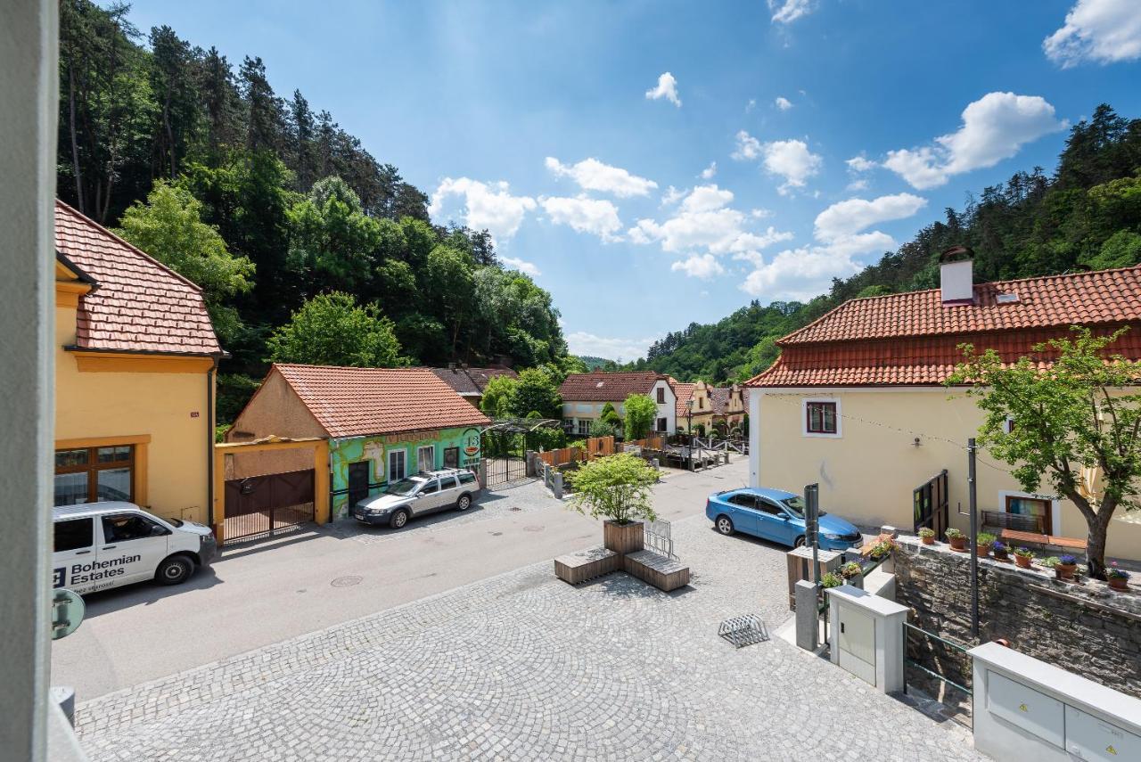 Apartman Muzeum Obchodu Karlstejn Luaran gambar