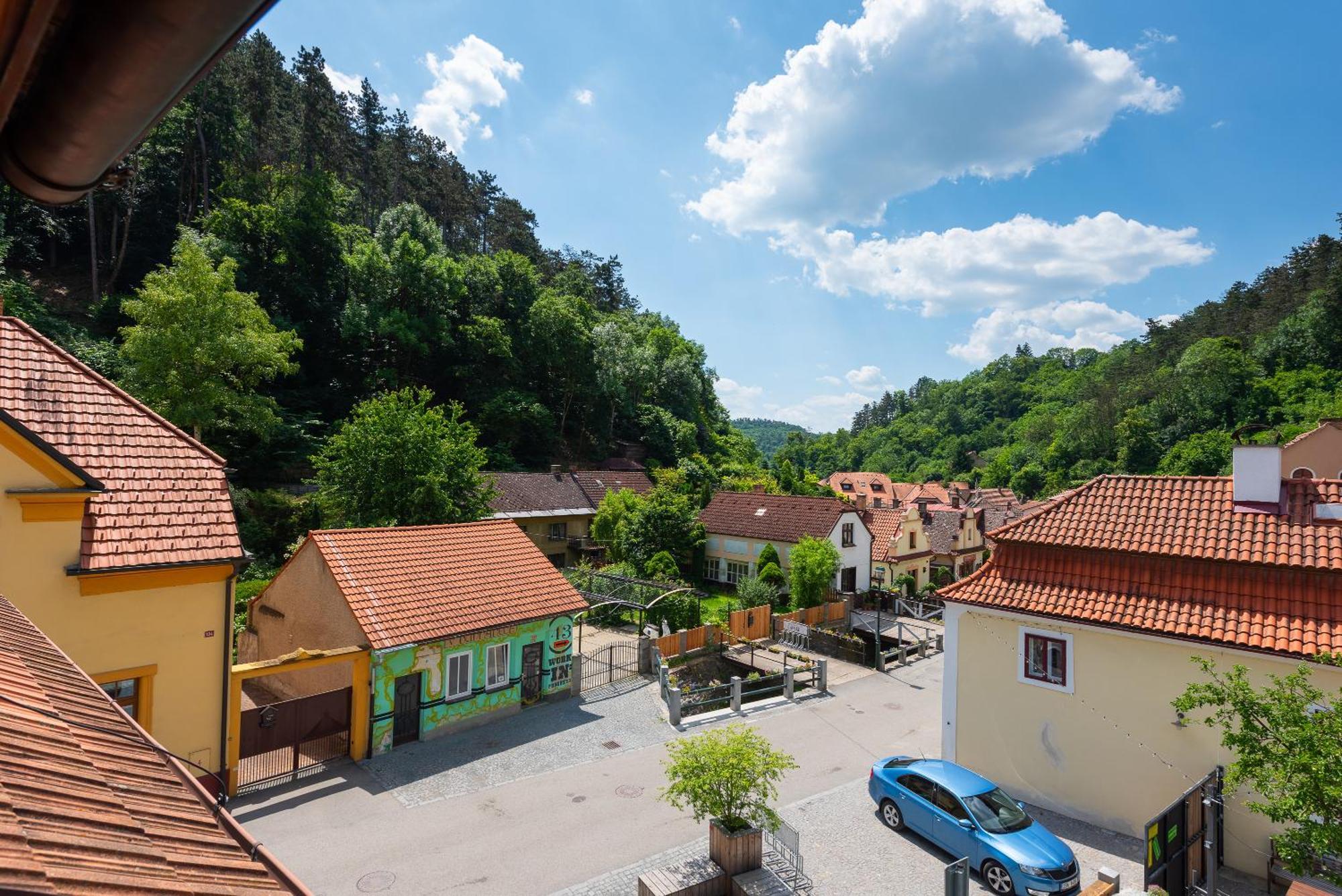 Apartman Muzeum Obchodu Karlstejn Luaran gambar